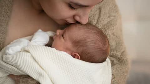 Santos premia servidores da saúde após queda em mortalidade infantil - Imagem: reprodução Freepik