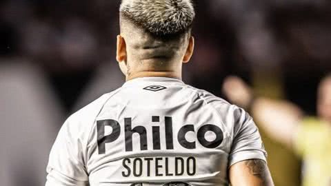 Apesar do susto, a lesão no tornozelo não é grave - Imagem: Instagram