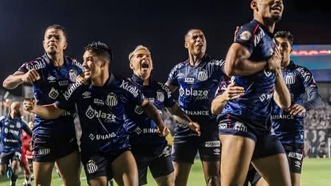 No 1º tempo, o Coritiba fez 1 gol de pênalti contra o Santos - Imagem: Instagram