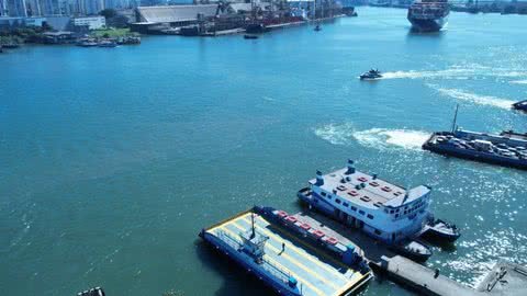 A interrupção irá ao menos até às 11h30 para passagem do navio - Imagem: Twitter/ @tarcisiogdf