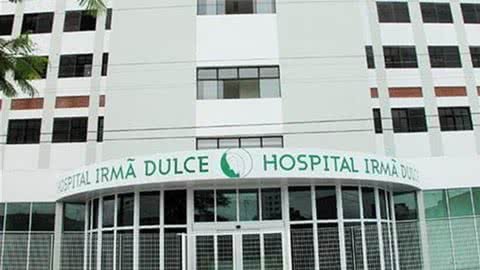 Jovem baleado na frente da casa da namorada em Praia Grande - Imagem: Reprodução/PMPG