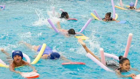 Prefeitura de Guarujá abre milhares de vagas para natação, dança e outras modalidades; confira - Imagem: Reprodução/Prefeitura de Guarujá
