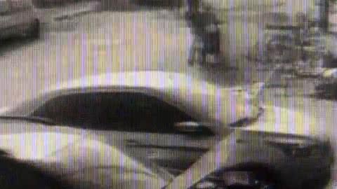 Câmeras de segurança flagraram o momento do crime - Imagem: Reprodução/ G1