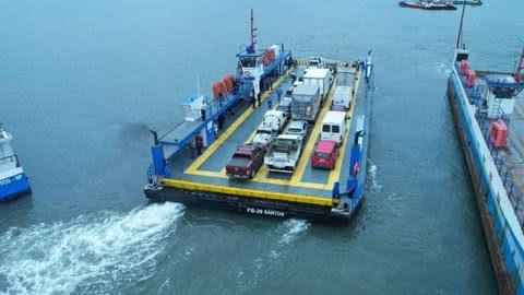 Os dados de demanda de veículos apontam crescimento constante no número de motocicletas que utilizaram as travessias em regiões do litoral - Imagem: Divulgação