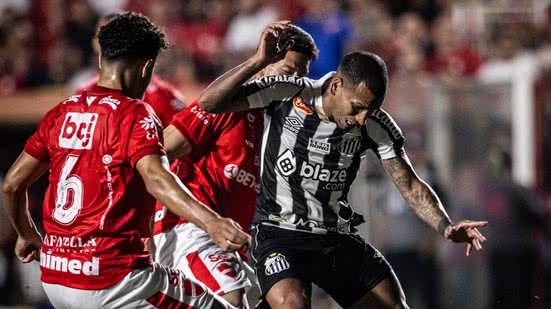 Vila Nova e Santos se enfrentaram pela primeira vez na Série B do Campeonato Brasileiro - Imagem: Flickr/Santos