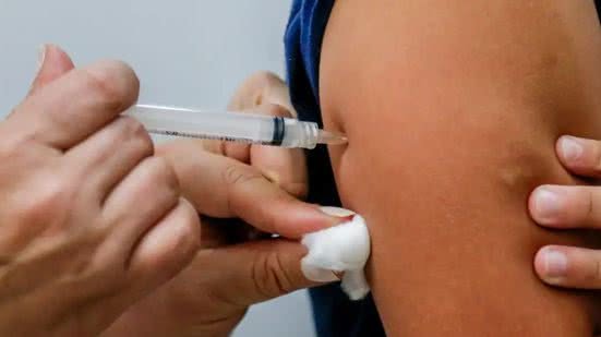 Vacina brasileira contra Mpox está prestes a iniciar testes em humanos - Imagem: Reprodução/Paulo Pinto/ Agência Brasil