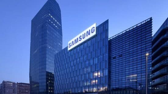 Vagas home office com salários em dólar estão abertas na gigante da tecnologia Samsung - Imagem: Reprodução/ Redes Sociais