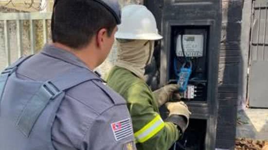 Operação em Peruíbe resulta em quatro prisões por furto de energia elétrica e desvio de redes - Imagem: Divulgação/ Polícia Civil