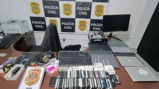 Polícia invade base de operações fraudulentas no litoral de São Paulo - Imagem: Divulgação/ Polícia Civil