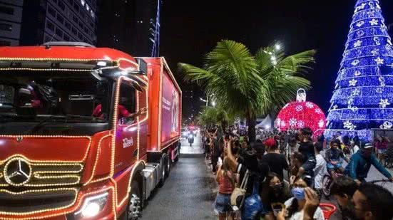 Parada de Natal em Santos desfila a partir das 20h30 - Imagem: Prefeitura de Praia Grande/ Costa Norte