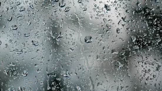 Defesa Civil de Santos divulgou que chuvas do sábado podem ser de moderada intensidade - Imagem: Freepik