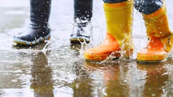 Nível do mar poderá alcançar até 1,6m na baía de Santos - Imagem: Freepik
