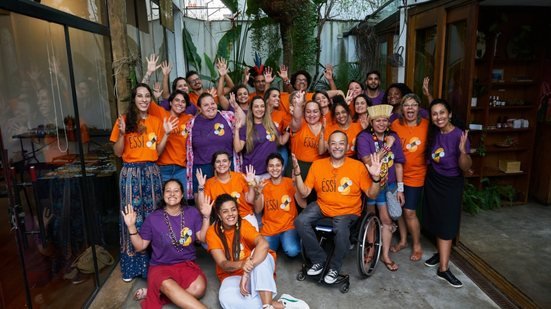 estudo também identificou que 54% relataram ter sido vítimas de discriminação no ambiente profissional - Imagem: Divulgação