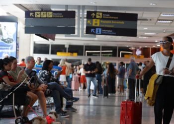Setor aéreo bate recorde com 11,6 milhões de passageiros em julho