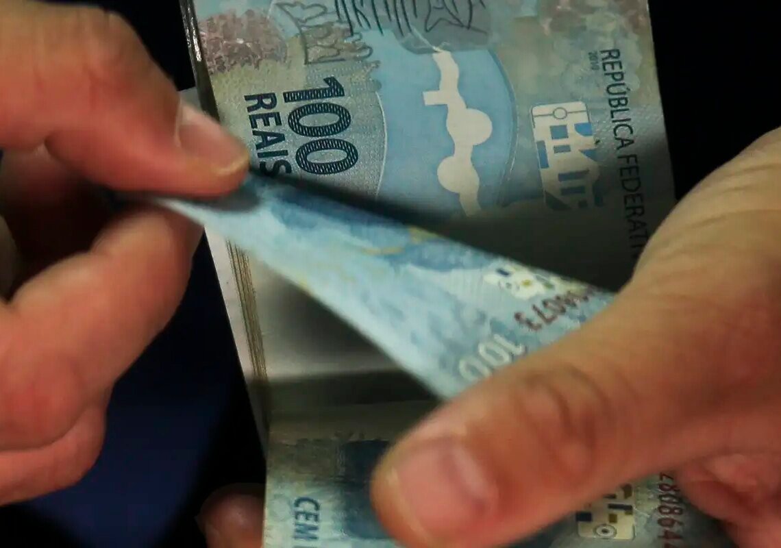 Governo começa a transferir empréstimos antigos para app do consignado