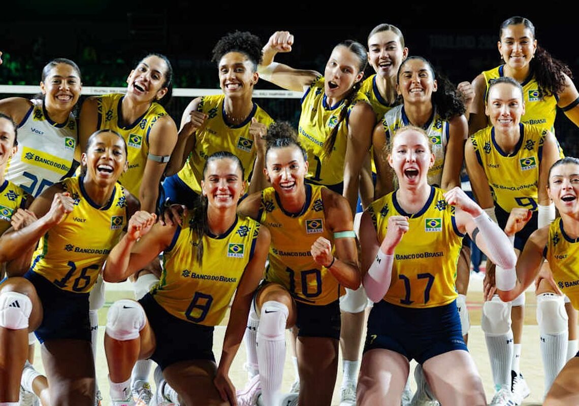 Vôlei: Brasil permanece com 100% de aproveitamento no Mundial