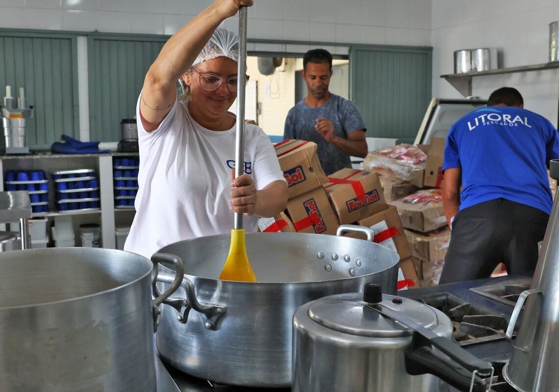 Investimento global em merenda dobra e alimenta 80 milhões a mais