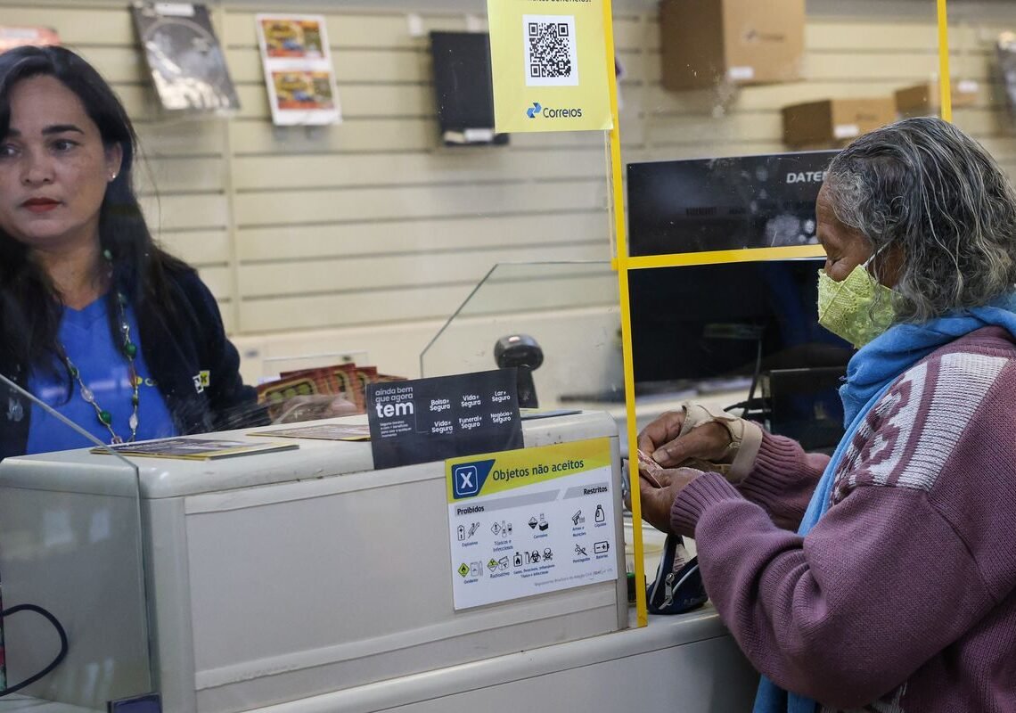 Pagamentos com cartão estão indisponíveis para serviços dos Correios