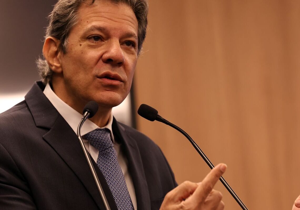 Haddad prevê queda dos juros “em breve” e 2026 “muito melhor”