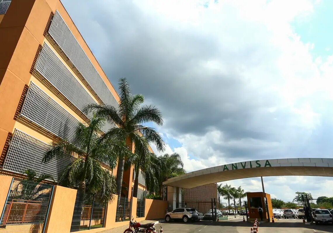 Anvisa proíbe venda de 32 suplementos de empresa de produtos naturais