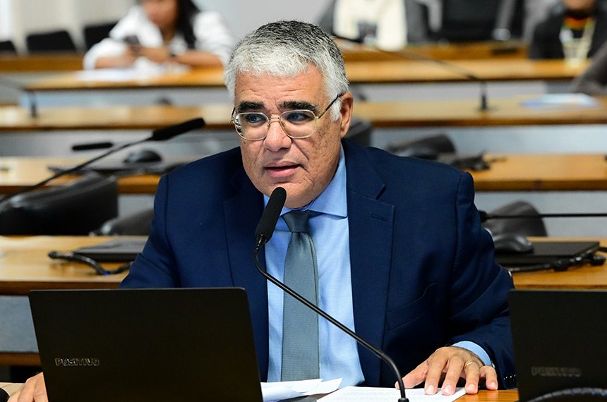 Prevenção ao suicídio deve ter ações para pessoas mais vulneráveis, aprova CDH — Senado Notícias