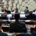 debatedores questionam atribuição do exame ao CFM — Senado Notícias