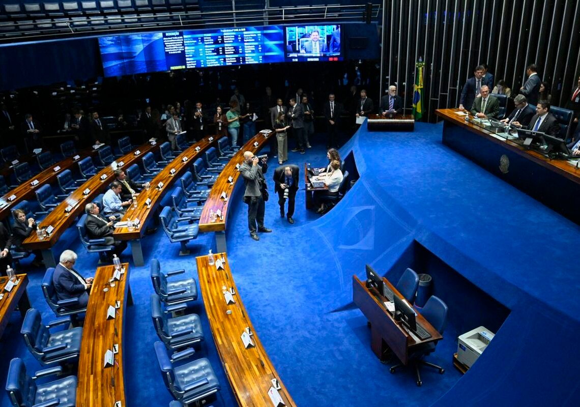 CCJ do Senado pode enterrar PEC da Blindagem nesta quarta (24)