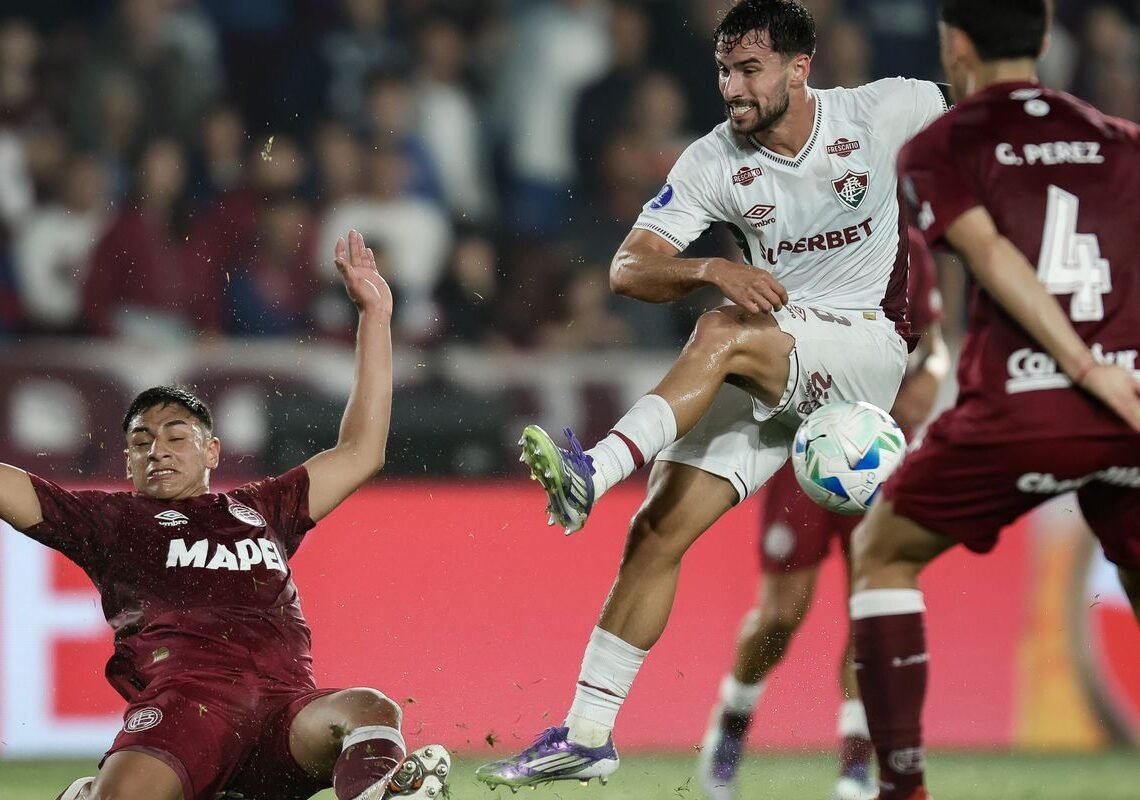 Fluminense sai em desvantagem diante do Lanús na Copa Sul-Americana