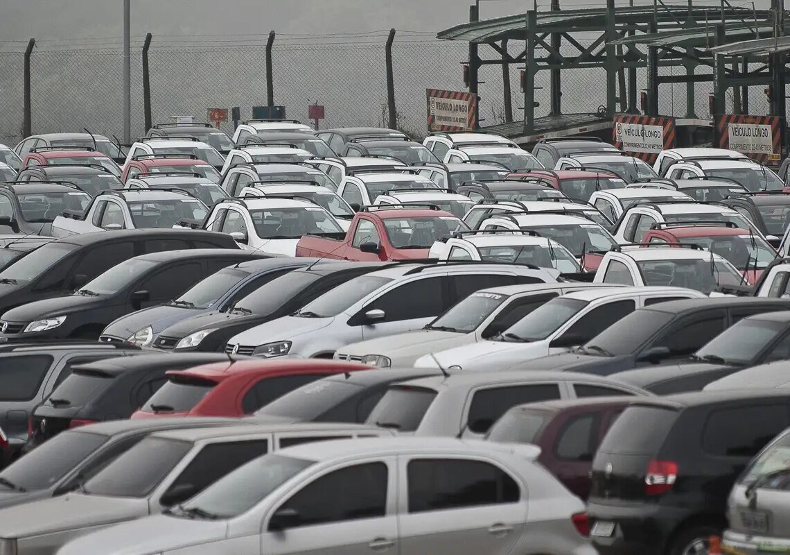 Emplacamento de veículos acumula melhor resultado desde 2014