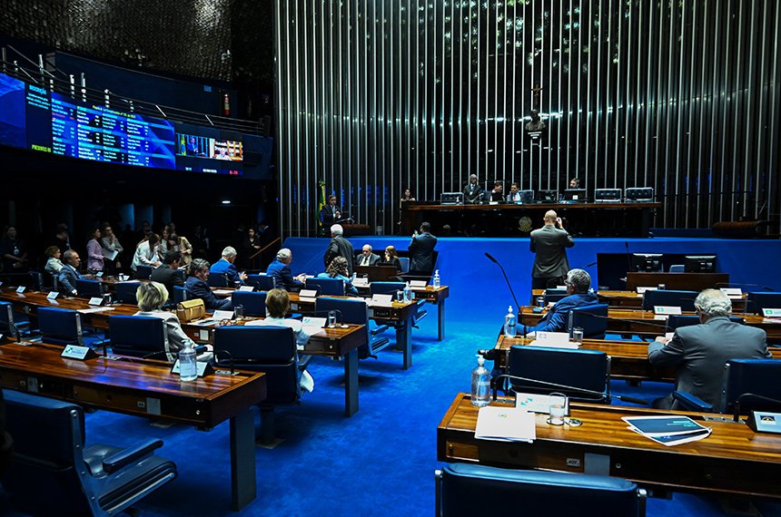 Senado aprova regras mais rígidas para devedor contumaz — Senado Notícias