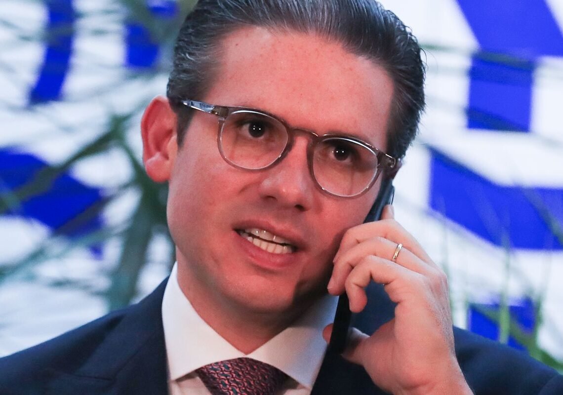 Motta: decisão que barrou Eduardo Bolsonaro em liderança foi técnica