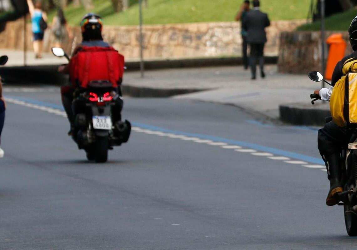 Número de trabalhadores por aplicativos cresce 170% em 10 anos, diz BC