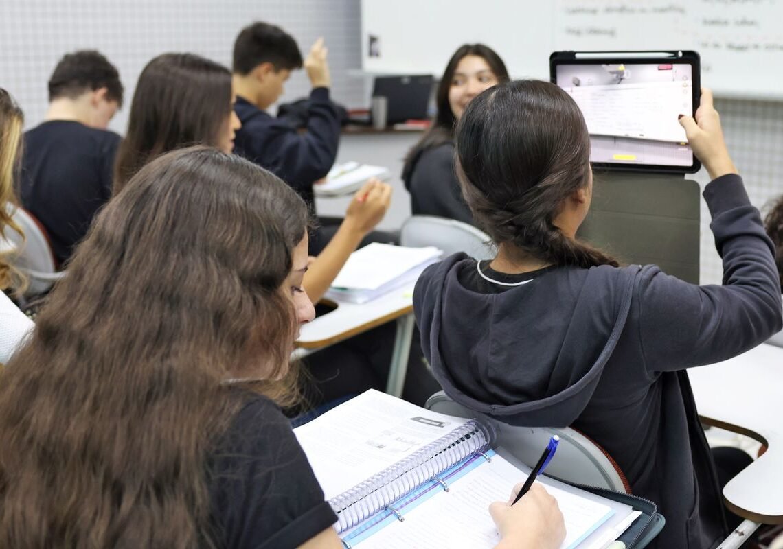 Cartilha de redação do Enem 2025 está disponível para consulta