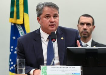 Comissão Mista de Orçamento vota LDO na terça-feira — Senado Notícias