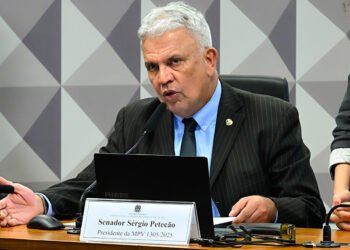 Comissão da MP que suspende taxa de taxímetro por 5 anos se reúne na quarta — Senado Notícias