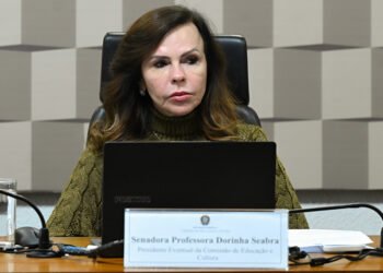 Audiência na CE destaca desafios da educação superior em cooperativismo — Senado Notícias