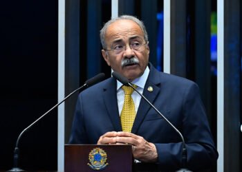 Chico Rodrigues defende agricultura familiar e valorização da Embrapa — Senado Notícias