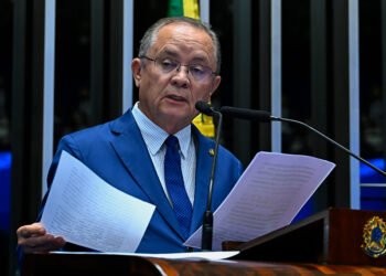 Zequinha critica dependência do Pará em relação ao Bolsa Família — Senado Notícias