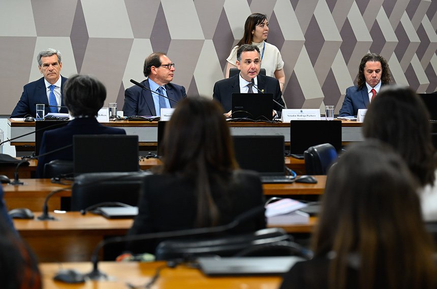 Debate em comissão destaca necessidade de modernização do Código Civil — Senado Notícias