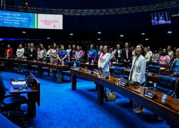 mulheres pedem mais prevenção e tratamento contra câncer de mama — Senado Notícias