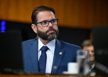 CSP aprova idade máxima de 35 anos para novos bombeiros e PMs — Senado Notícias