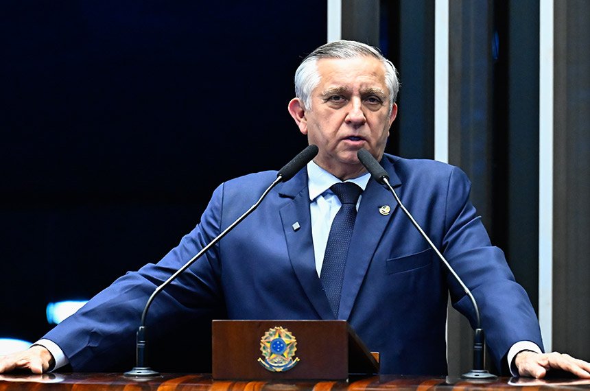 Izalci critica falta de policiais no DF e defende escolas cívico-militares — Senado Notícias