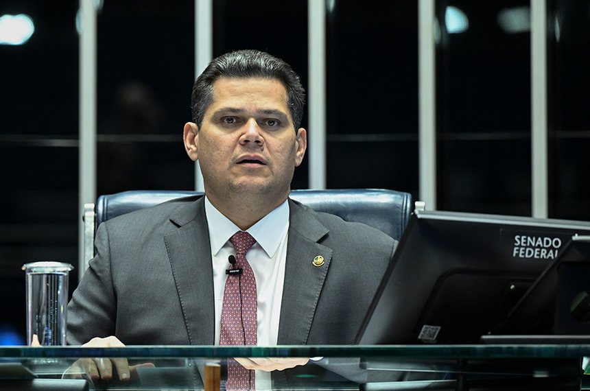 Davi comenta operação policial no RJ e destaca aprovação de projeto — Senado Notícias