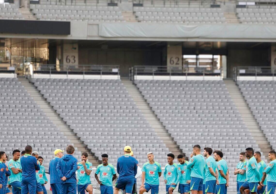 Ancelotti diz que seleção brasileira ainda está aberta a experiências