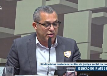 representantes dos trabalhadores apoiam proposta na CAE — Senado Notícias