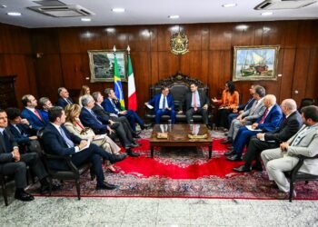 Acordo UE–Mercosul é defendido em encontro com presidente do Senado italiano — Senado Notícias