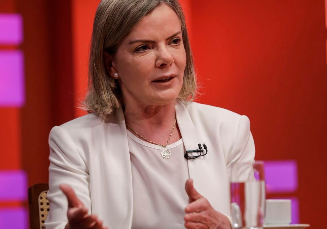 Gleisi diz que políticos de direita querem EUA intervindo no Brasil