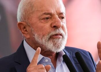 Lula chama América Latina de zona de paz e critica intervenções