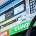 Petrobras reduz preço da gasolina em 4,9% a partir de terça-feira