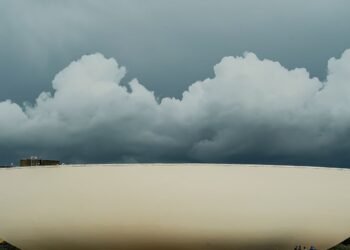 Deputados pedem investigação federal sobre megaoperação no Rio